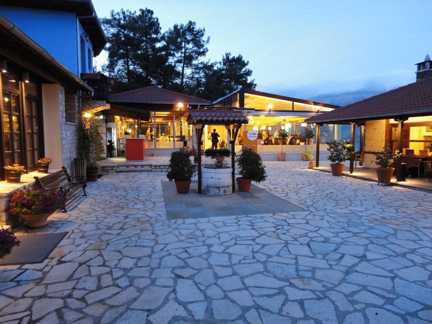 Frontzu Politia Hotel Ioannina Exterior foto
