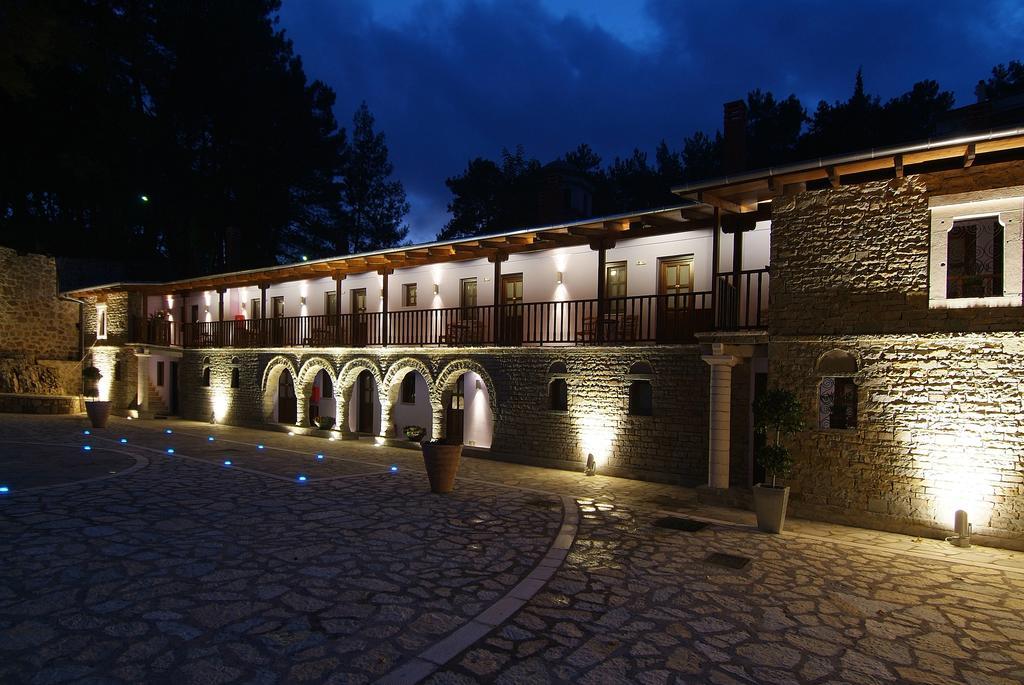 Frontzu Politia Hotel Ioannina Exterior foto